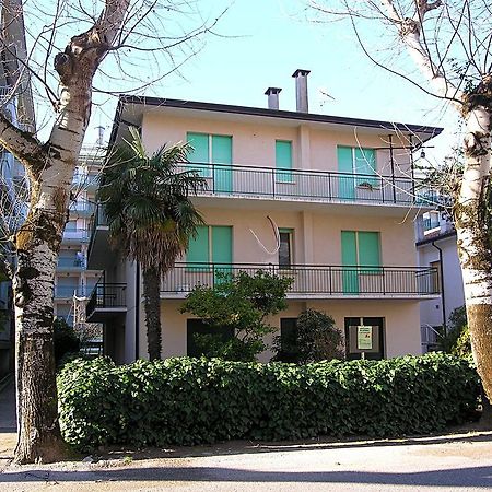 Appartamenti Dora Bibione Exterior foto